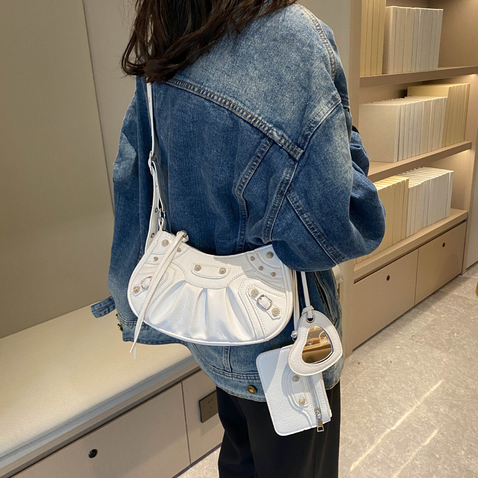 White Vintage Rivet Crescent Moon Bag with Card Holder & Mirror, French Retro PU Leather Shoulder & Crossbody Motorcycle Bag for Women